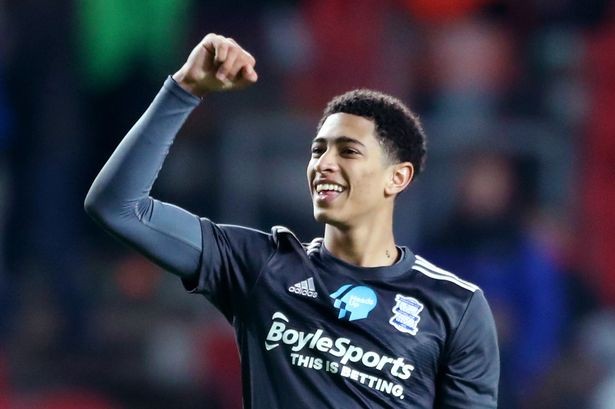 本轮欧冠最佳阵容：姆巴佩、维蒂尼亚领衔，赖斯、库库在列（欧冠本轮最佳11人：姆巴佩与维蒂尼亚领衔，赖斯、库库上榜）