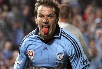 斯卢茨基：很高兴队员们能摆脱不好的情绪，展现出应有的精神（斯卢茨基：欣慰队员走出阴霾，展现应有的斗志）