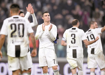 为中国赢尊重！日本球迷赛后向成都蓉城鼓掌：大赞成都值得尊重（日本球迷赛后为成都蓉城鼓掌：中国赢得尊重，成都值得敬佩）