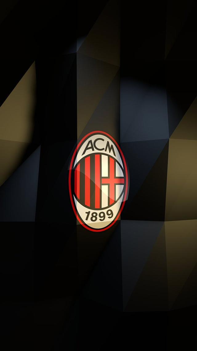 欧冠半场：艾尔尤努西开场70秒闪击，比利亚雷亚尔0-1哥本哈根（欧冠半场：哥本哈根暂1-0领先比利亚雷亚尔，艾尔尤努西开场70秒建功）