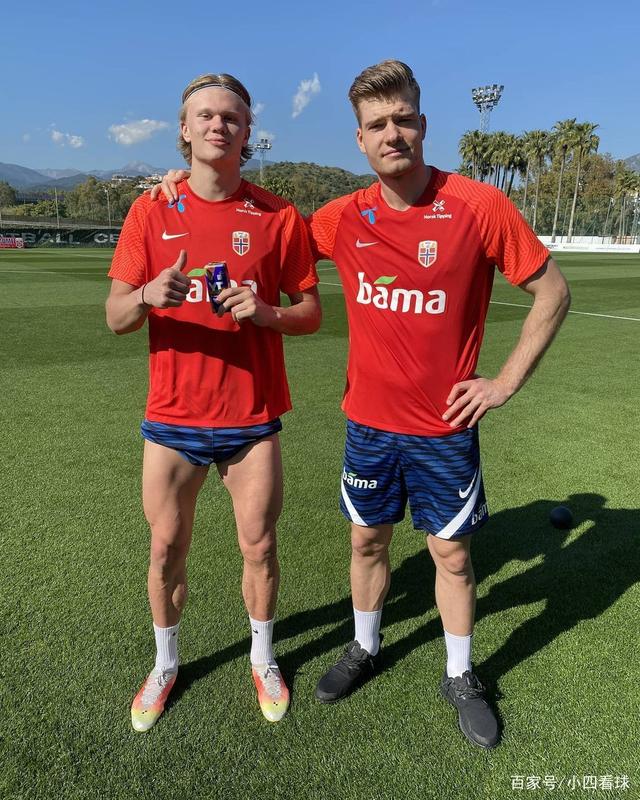 意甲风云再起！国际米兰4-0横扫科莫，齐沃战术大胜法布雷加斯夺榜首（意甲再燃战火：国米4-0痛击科莫，齐沃妙策击败法布雷加斯登顶榜首）