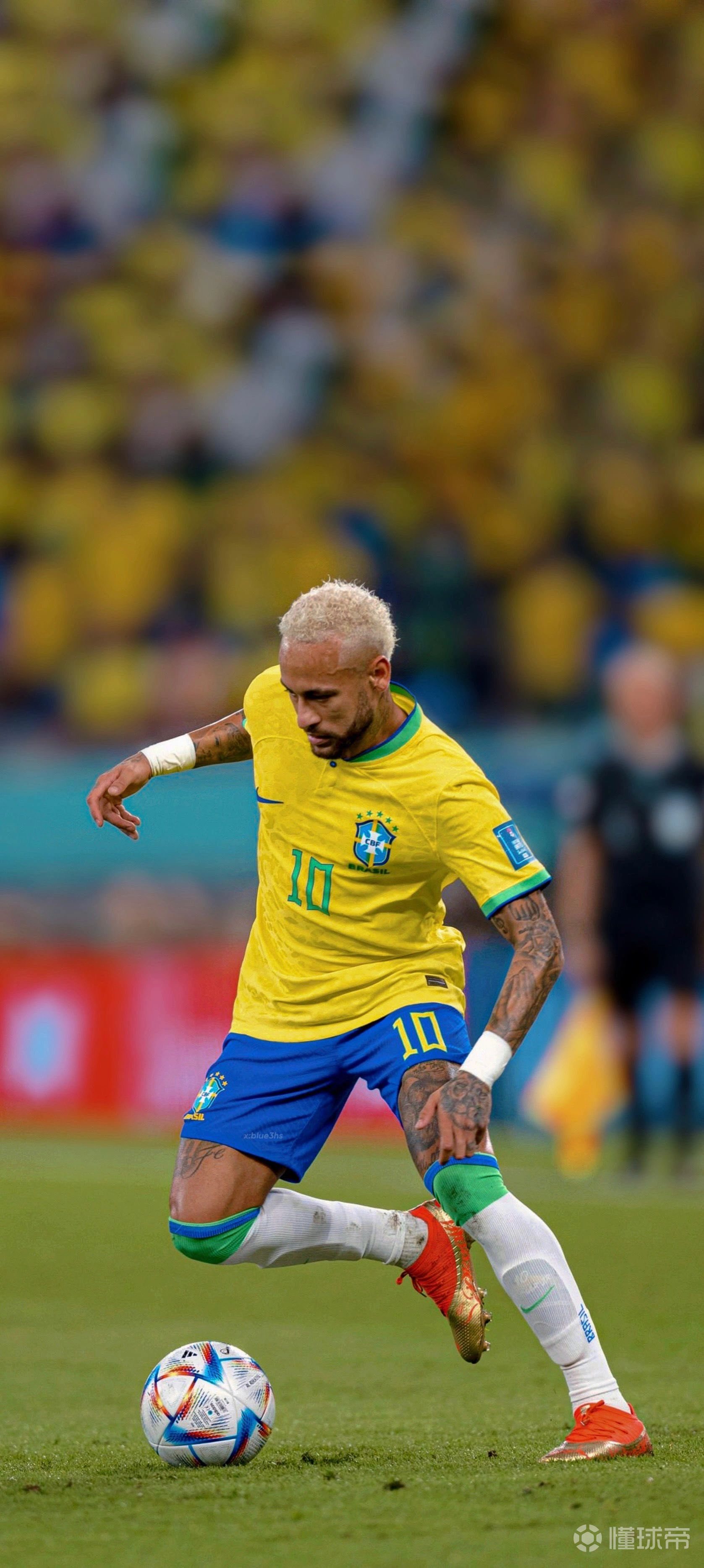 每体：巴萨仍在关注凯恩，等待他和拜仁的最终动向（每体：巴萨继续关注凯恩，静候他与拜仁的最终抉择）