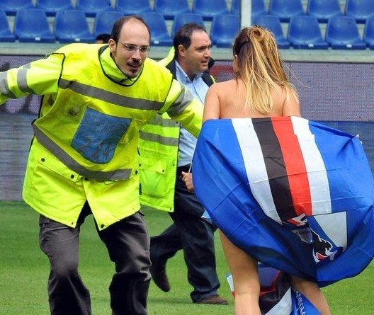 近10年欧冠门将零封率：拉亚54%第1，布冯47%第2，奥纳纳上榜（欧冠近十年门将零封率排行：拉亚54%登顶，布冯47%居次，奥纳纳在列）